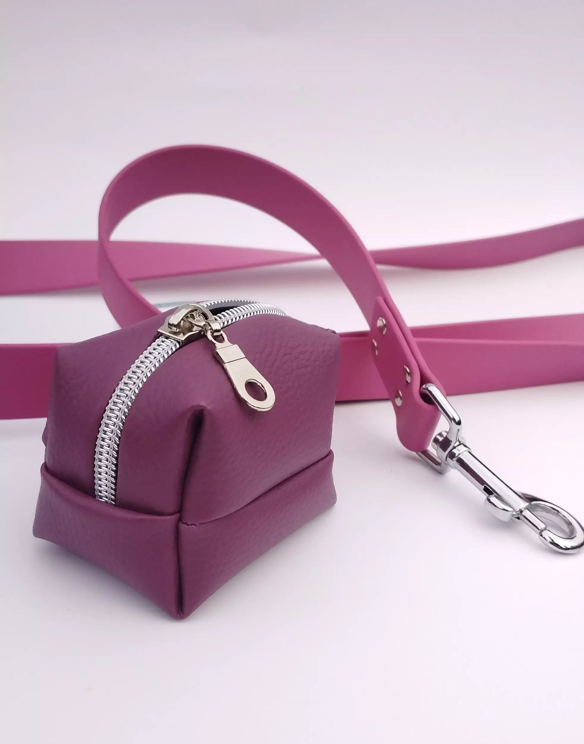 Porte sac à déjection FUCHSIA